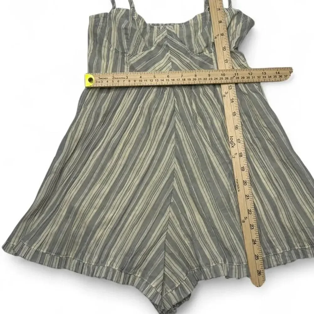 Urban Outfitters NWT Striped Romper In Shade Carbon Super Casual Cute Size XS - Picture 6 of 7